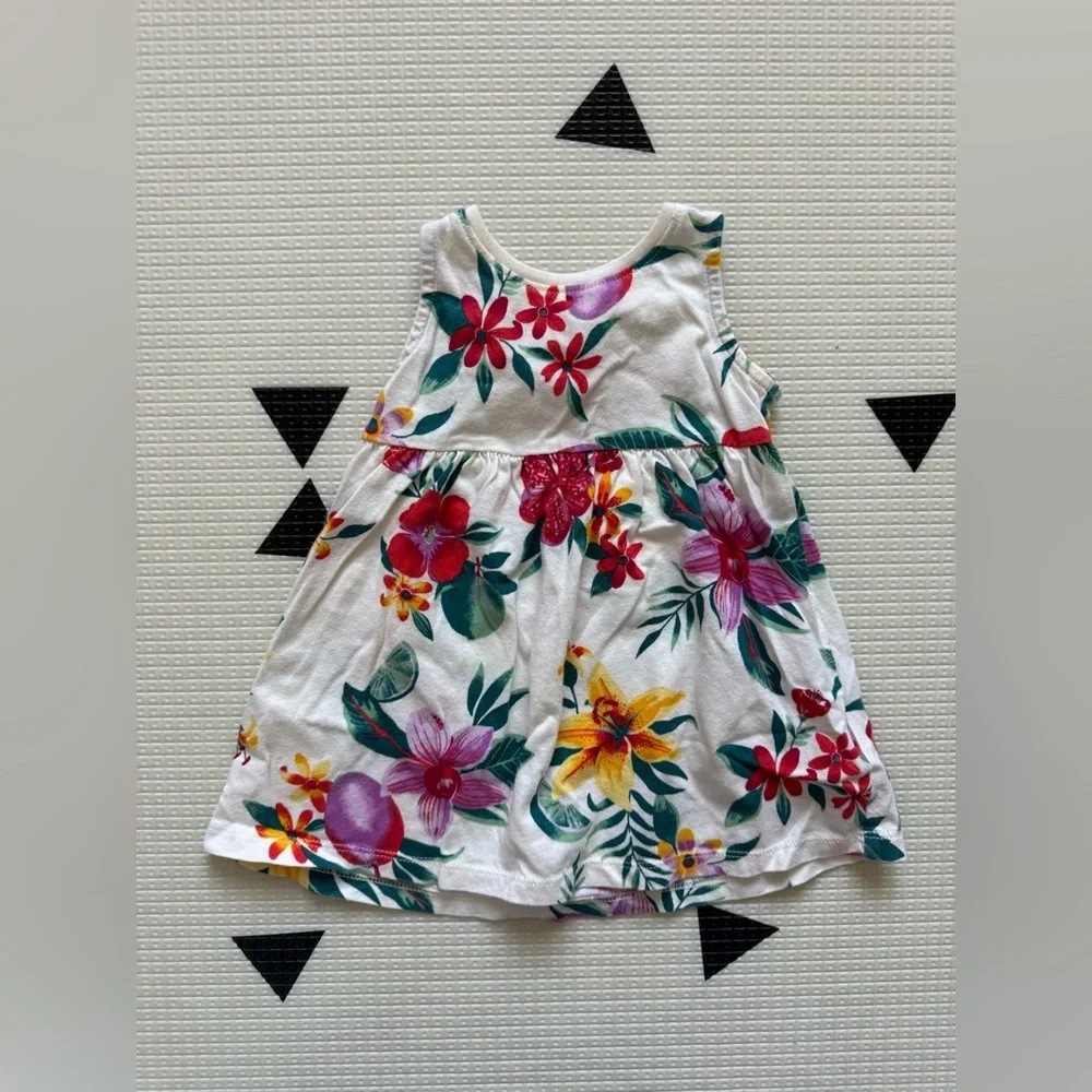 Old Navy|Baby girl white floral sundress,Sleeveless in soft fabric•••3-6M,boho